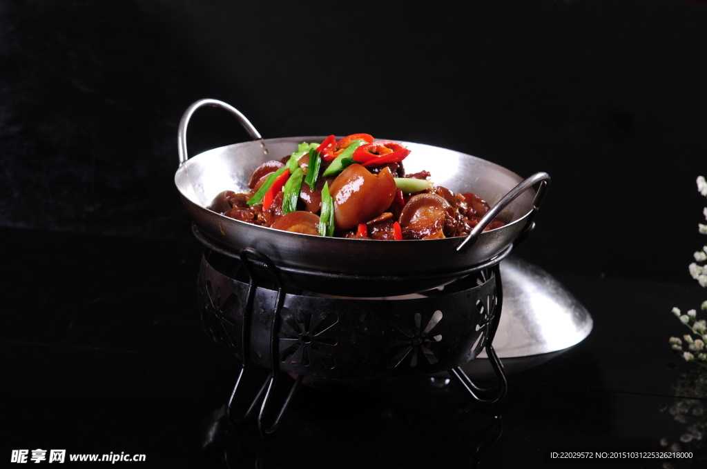 红焖驴肉