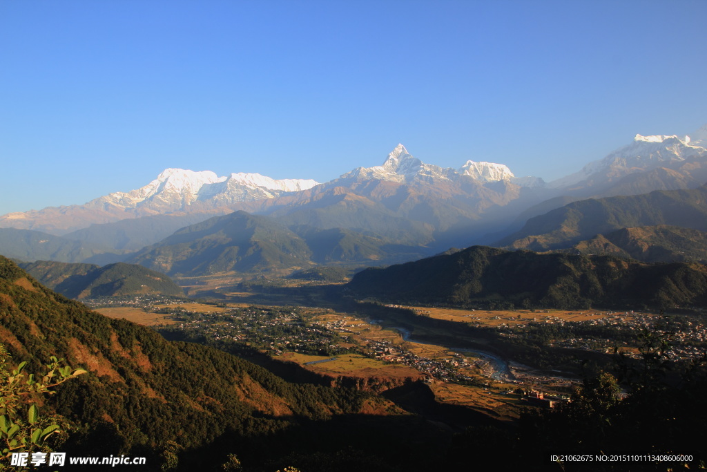 安娜普尔娜山全景