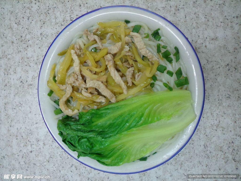 炸菜肉丝粉面