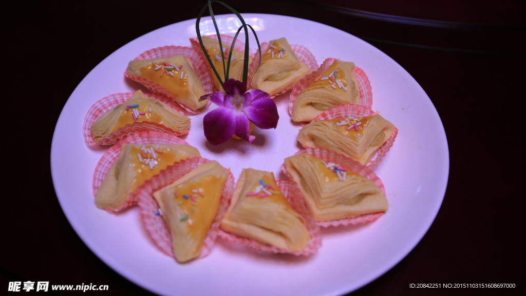 蛋糕美食