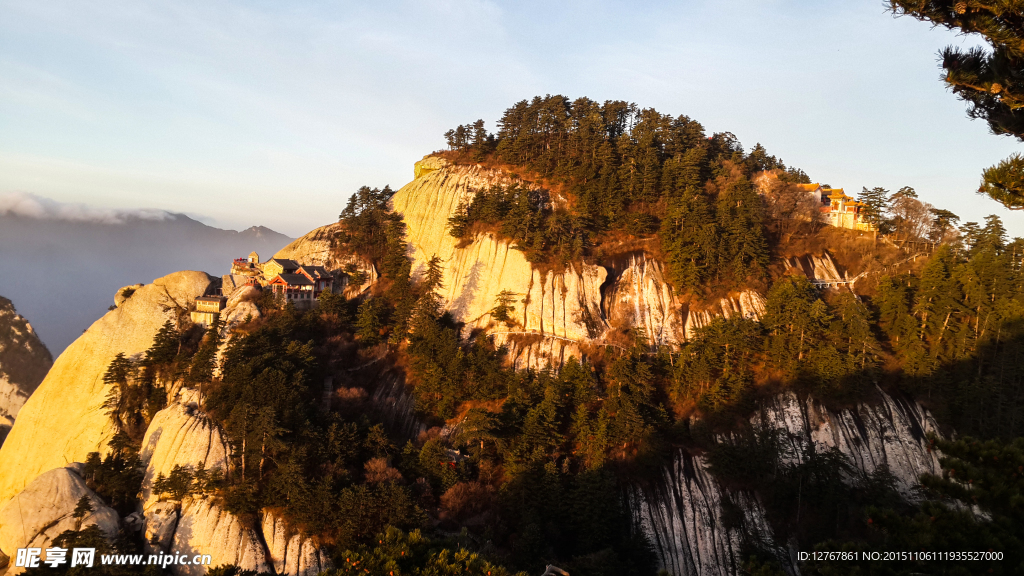 华山东峰