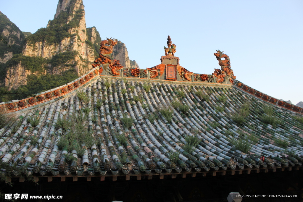 寺庙塔顶
