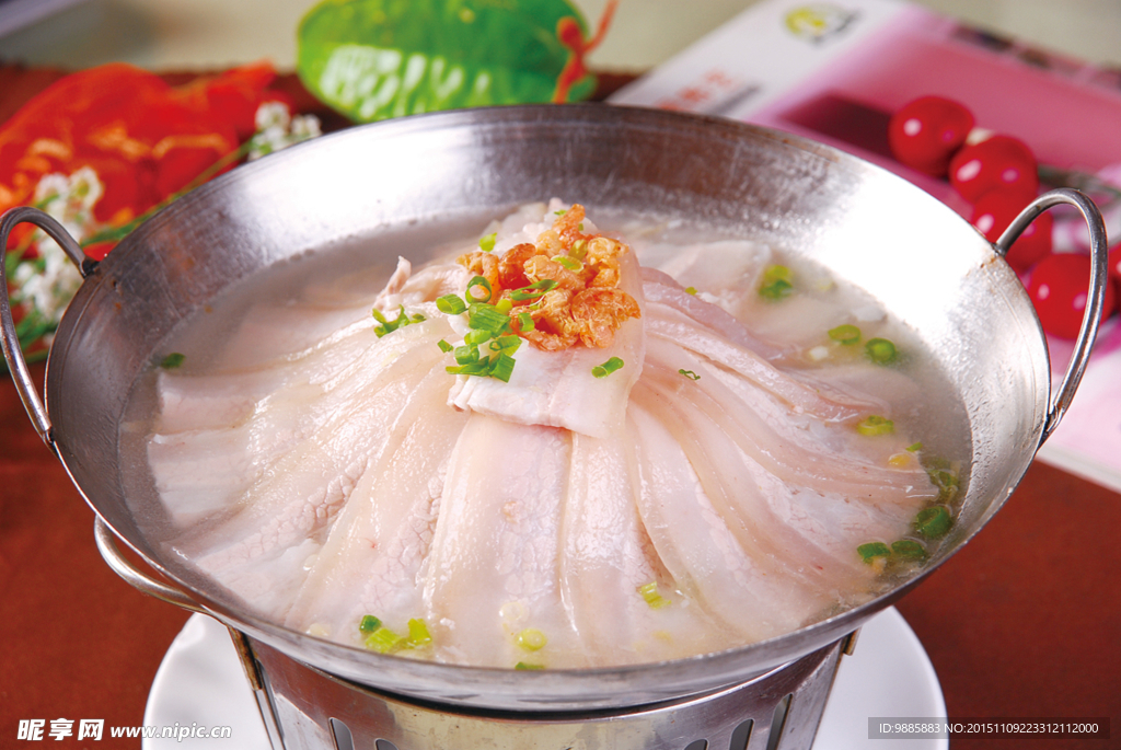 酸菜氽白肉