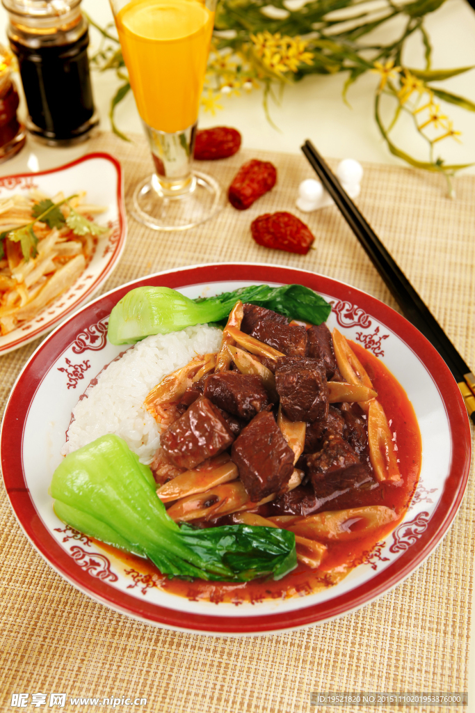 香辣牛肉饭