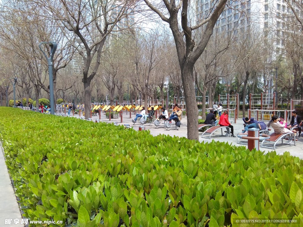 健身器材