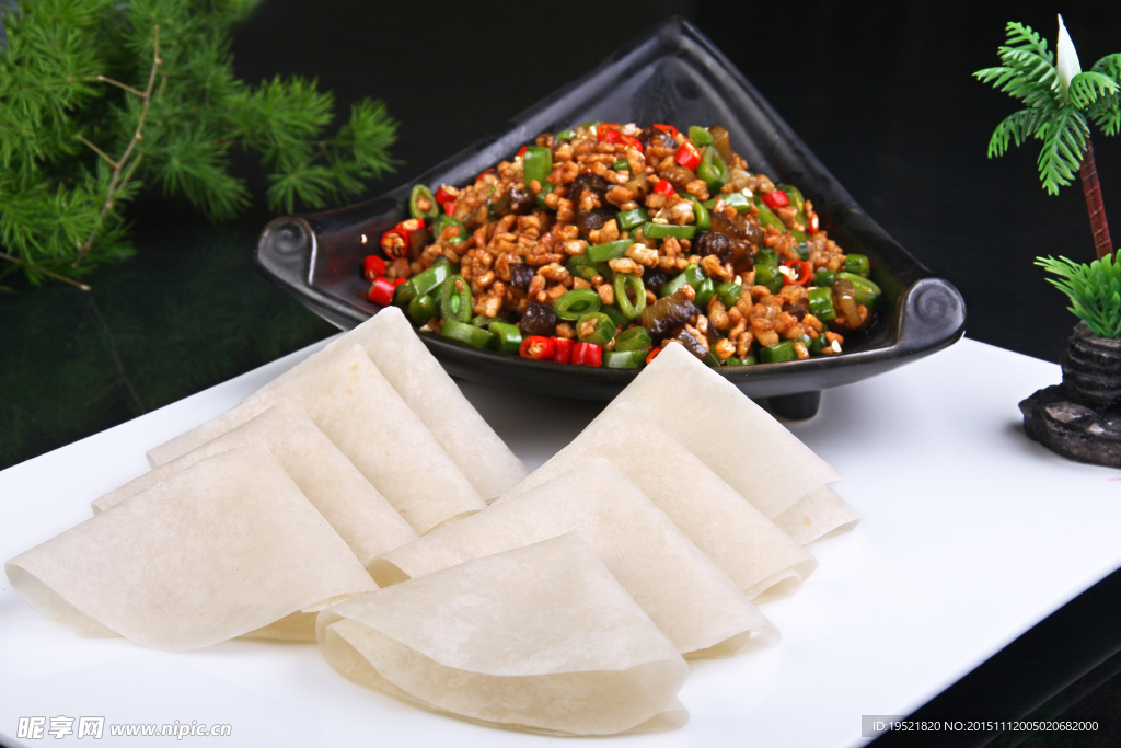 蜜豆肉沫炒辽参