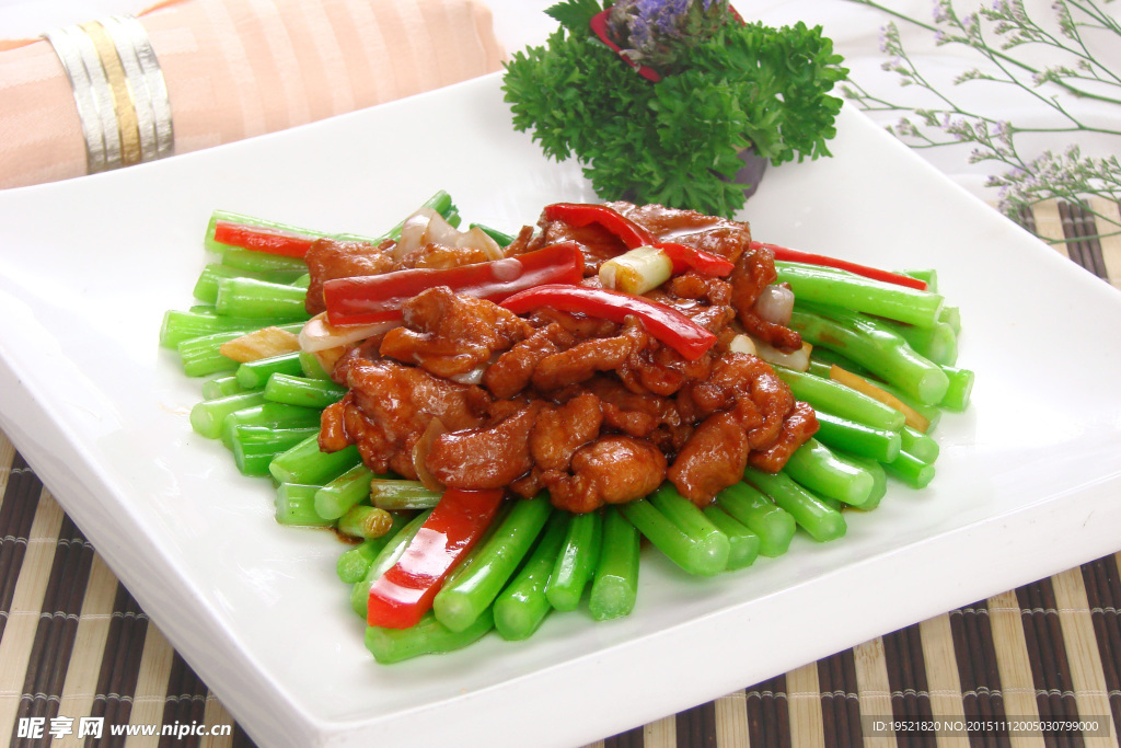 菜心炒肉片
