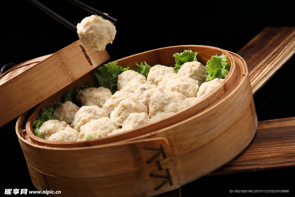 清蒸猪肉丸子