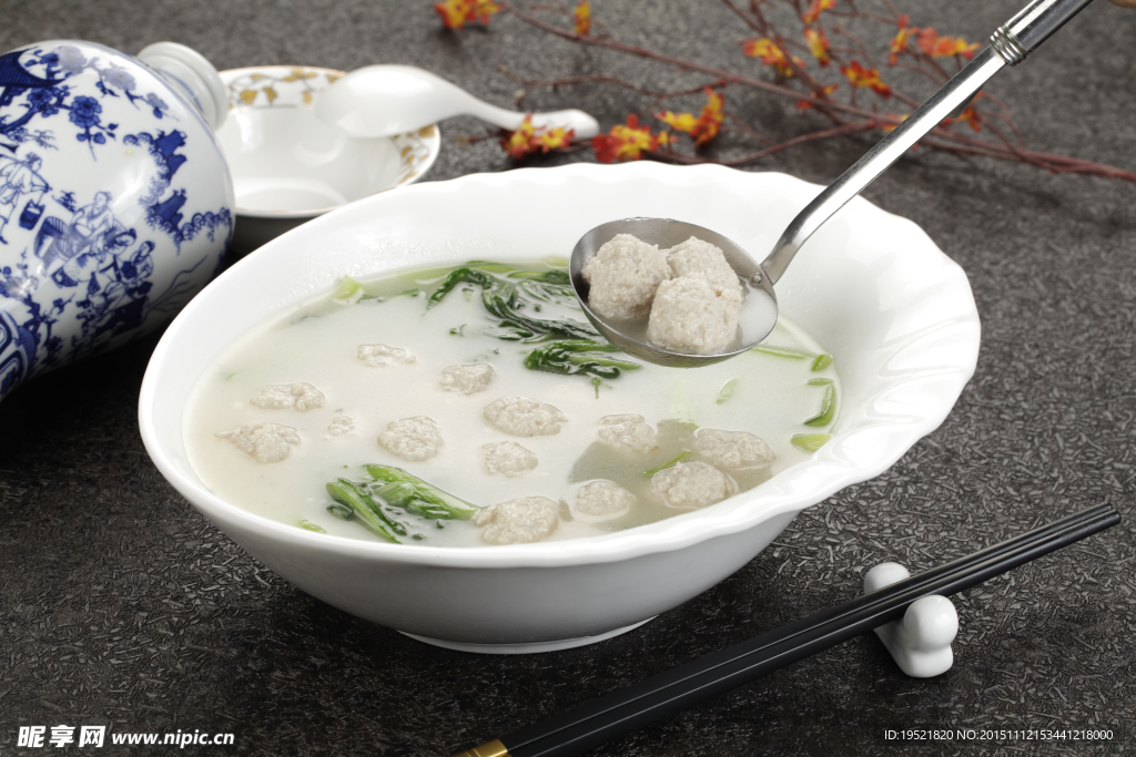原汁汆丸子