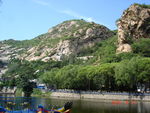 山中石佛