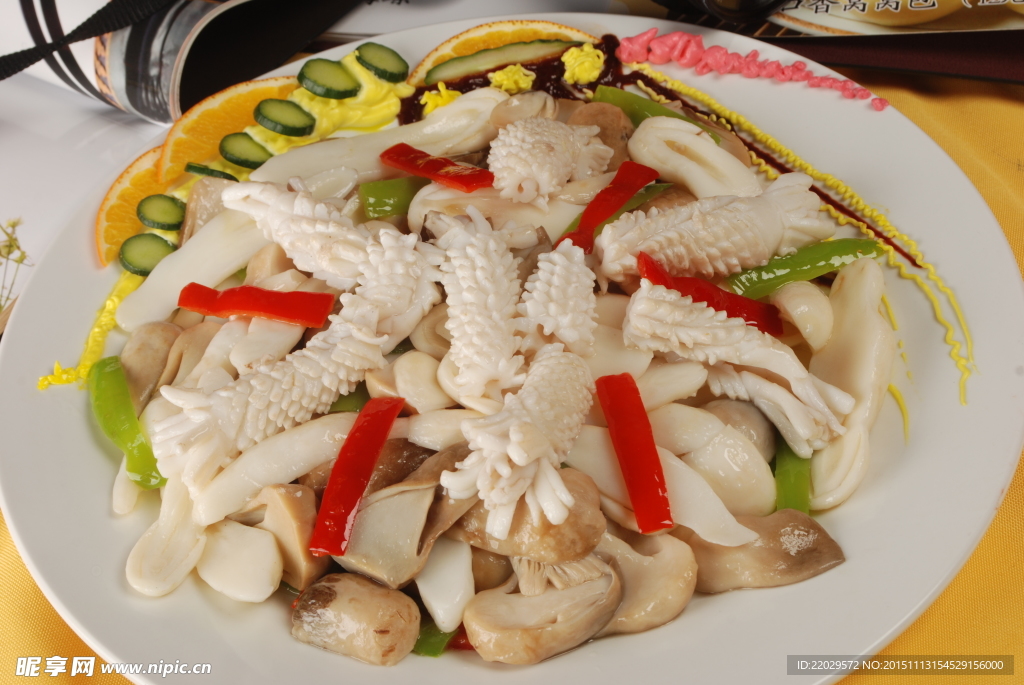 鱿鱼爆双菇