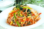 菠菜豆芽拌粉条