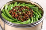笼仔榄菜肉碎蒸菜心