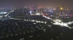 夜灯火通明