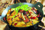 干锅腊肉青笋
