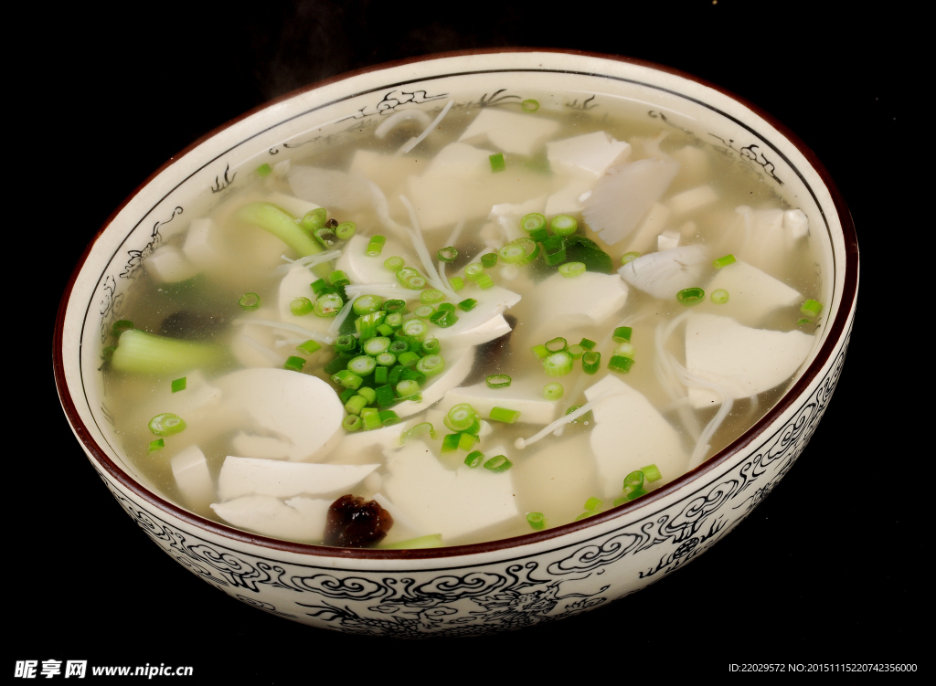 鲜菌豆腐汤