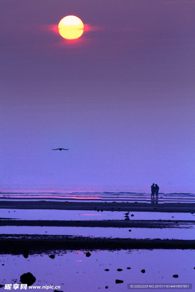 海上日出