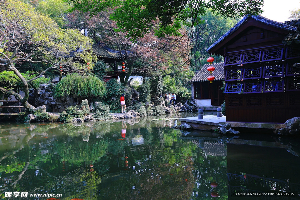 湖水 山清水秀