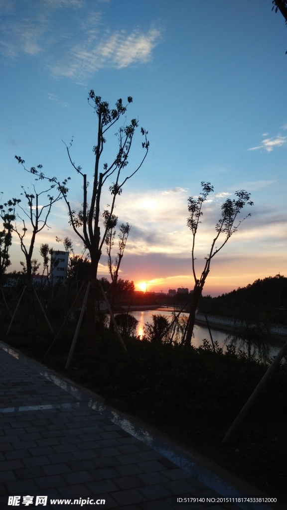 夕阳