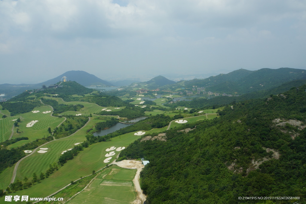 蓝天青山