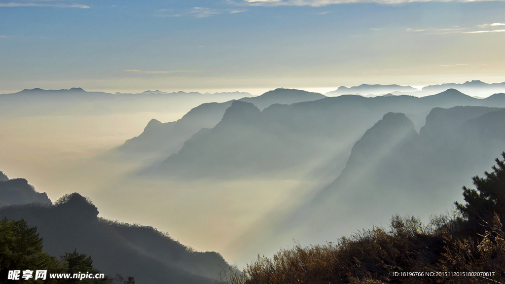 山中景色