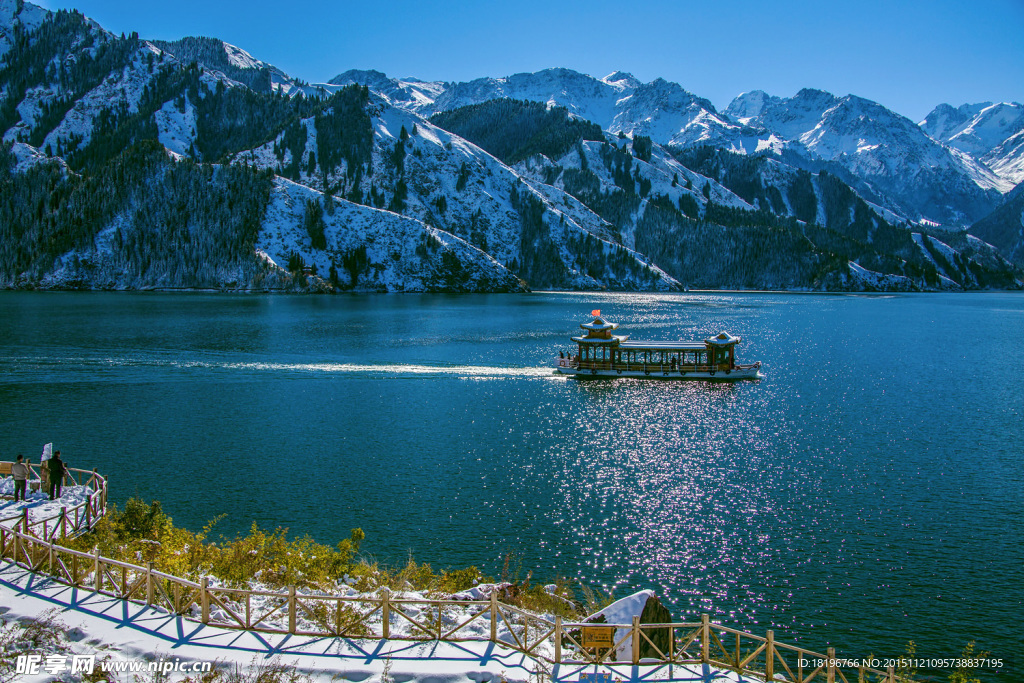 九月天池美景