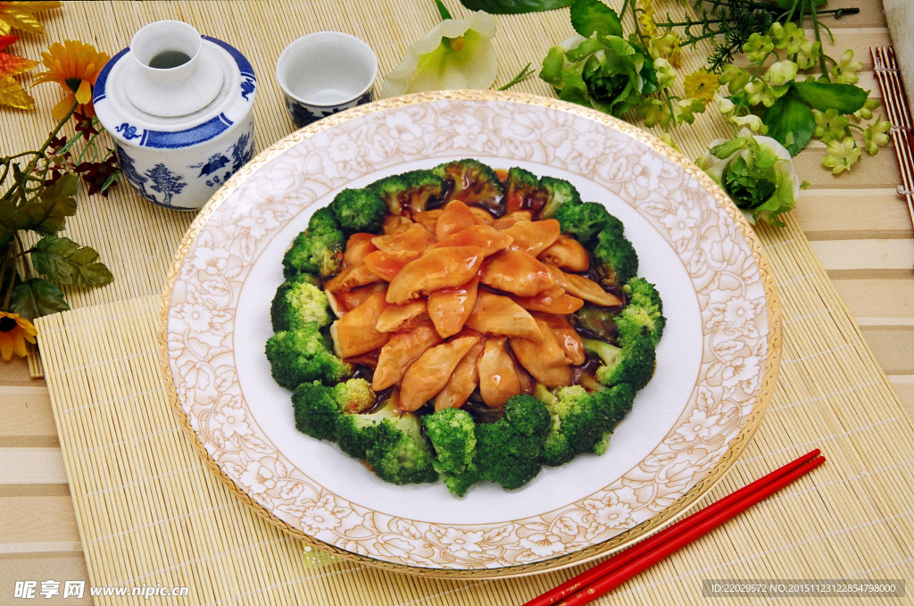 西兰花扒鲍贝