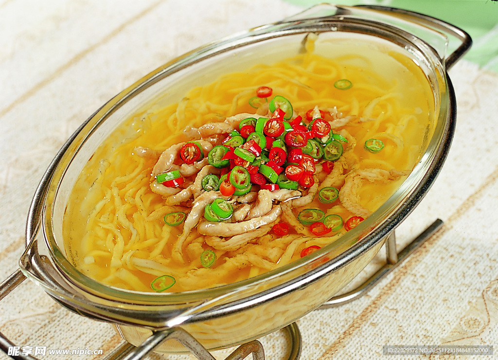 明炉肉丝金针菇