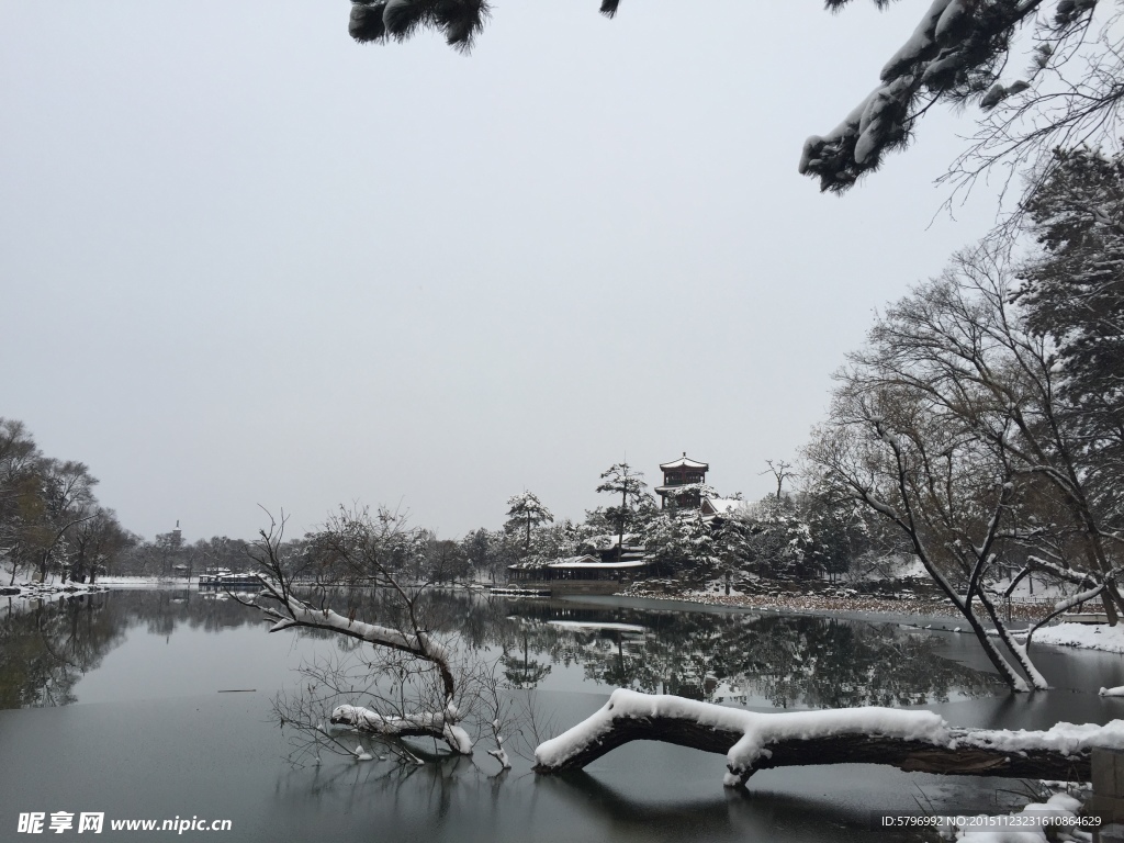 避暑山庄雪景