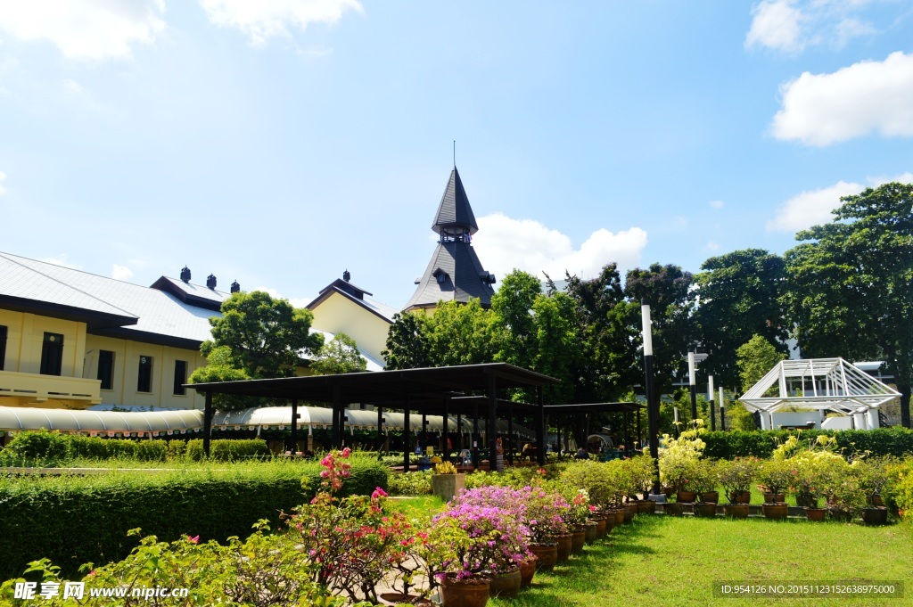 泰国国立法政大学