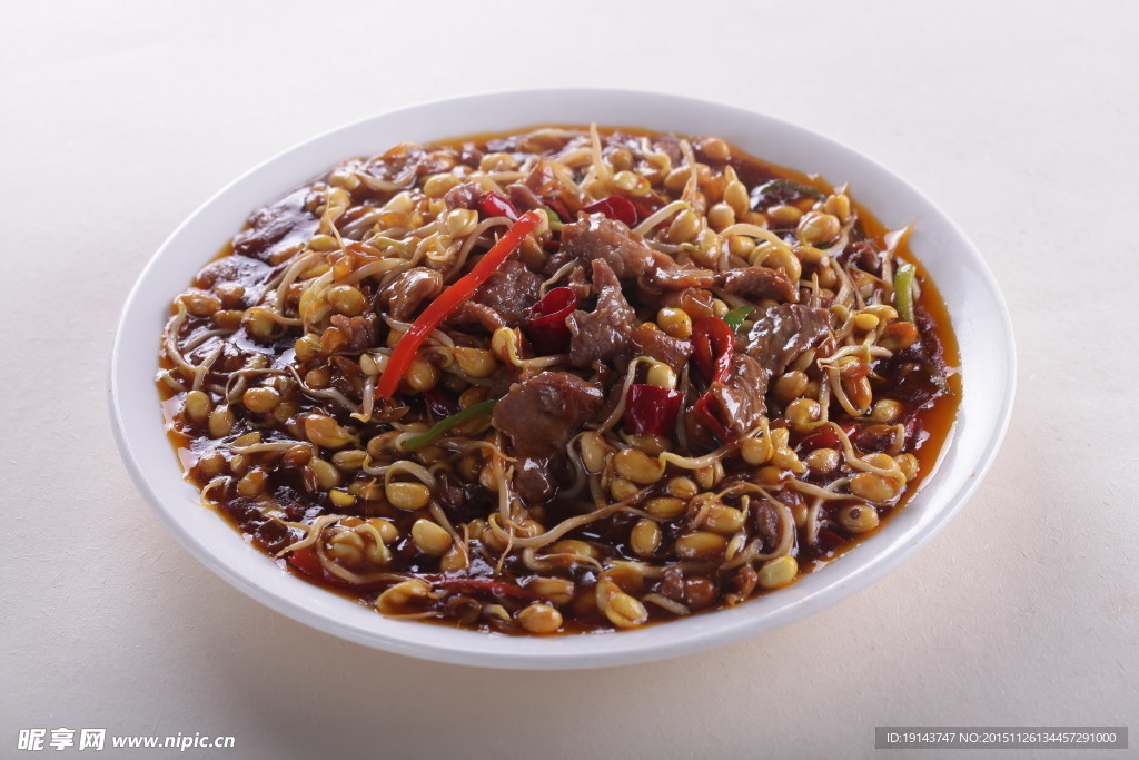 豆芽炒牛肉