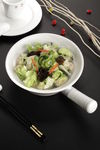 香菇肉菜包