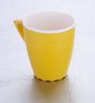 黄色口杯