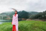 湖北咸宁市通城县黄袍山古装美女