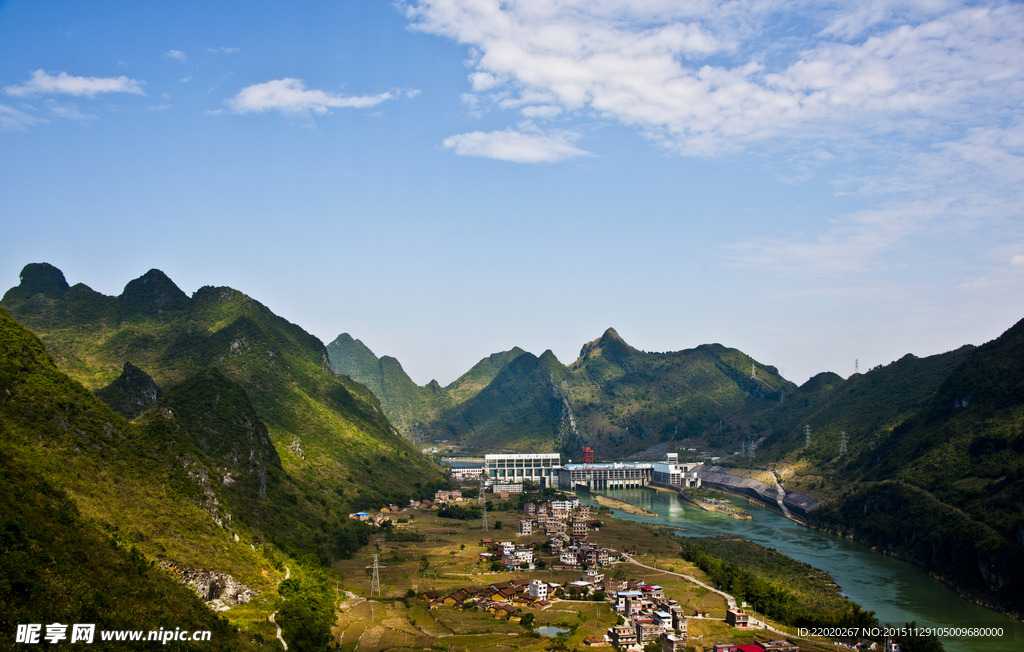 大山唱蓝天