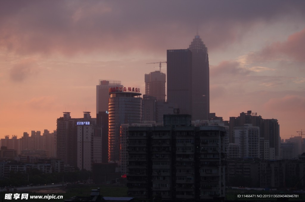 黄昏