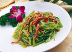 水香芹炒牛肉丝