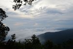 山峦云海