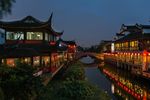 夜晚七宝老街