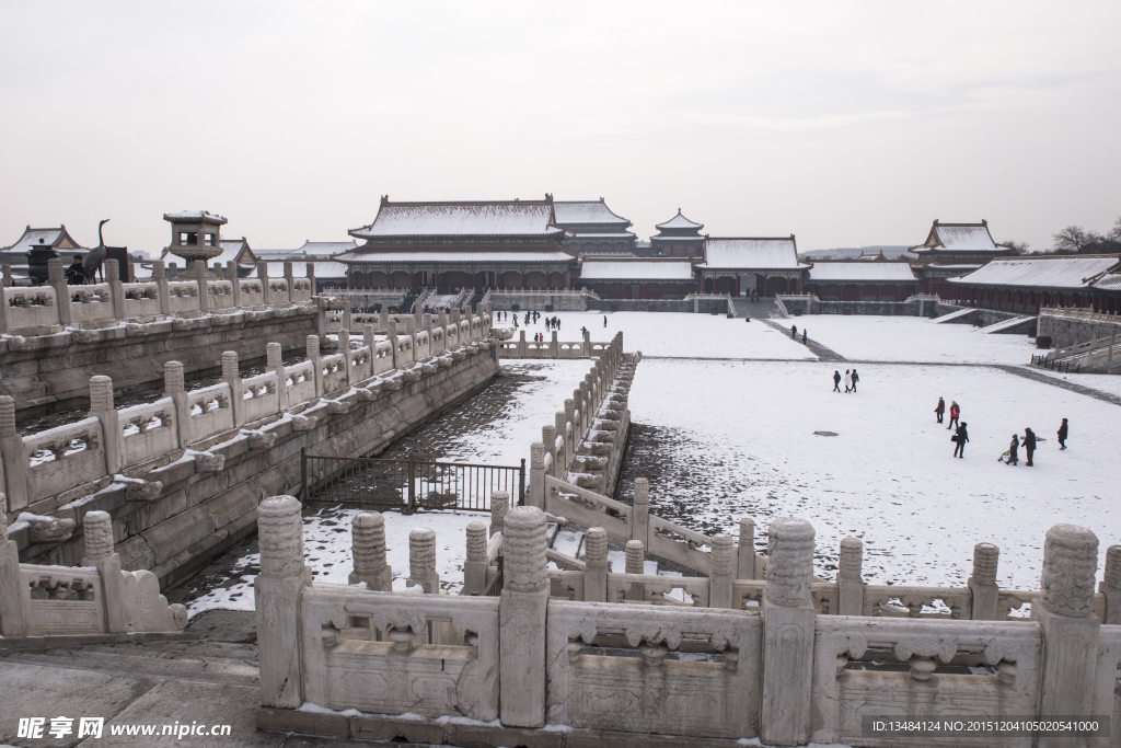 雪色故宫