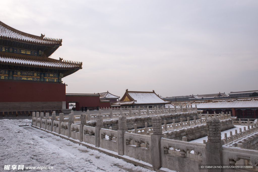 雪色故宫