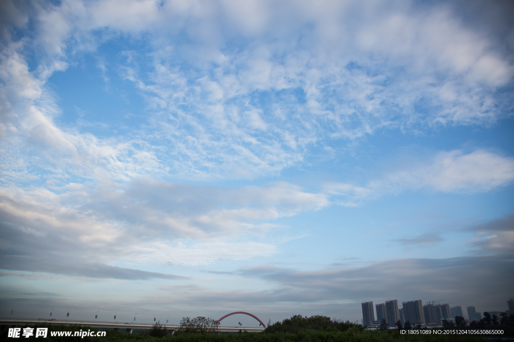 蓝天 白云 天空