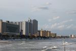 城市 建筑  海边