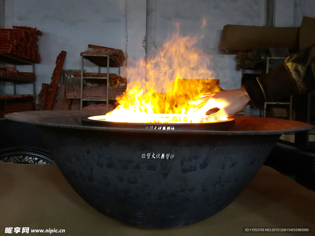 碳火盆庭院烧烤围炉木炭取暖炉户外烧烤炉家用烧烤火盆户外烤鸡架-阿里巴巴