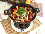 生烧牛肉锅