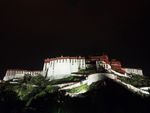 布达拉宫夜景