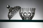 玻璃杯