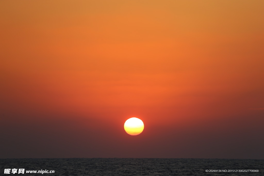 海上夕阳
