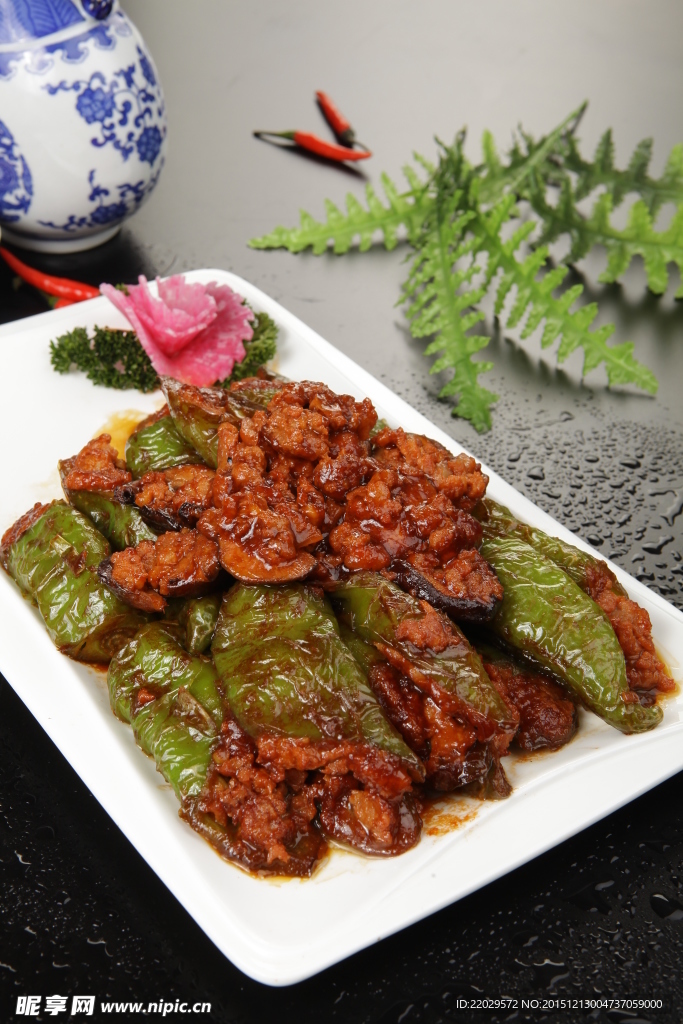 酿烧尖椒