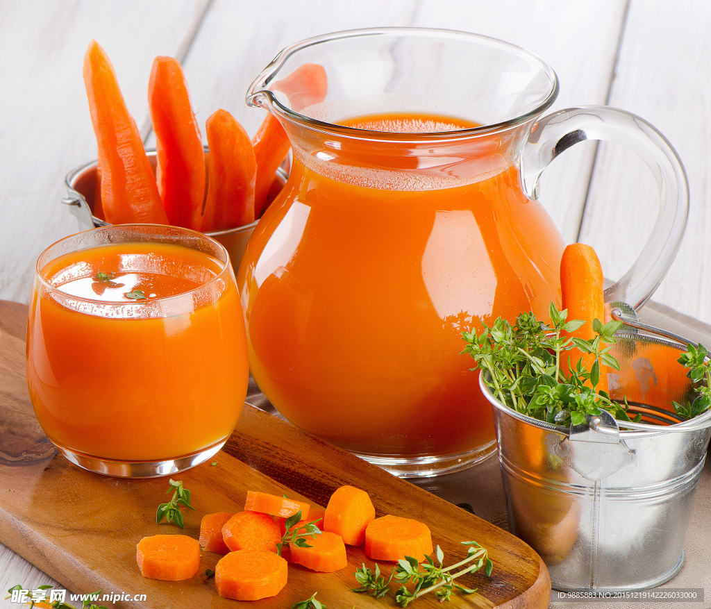 Carrots Detox Juice Recipe